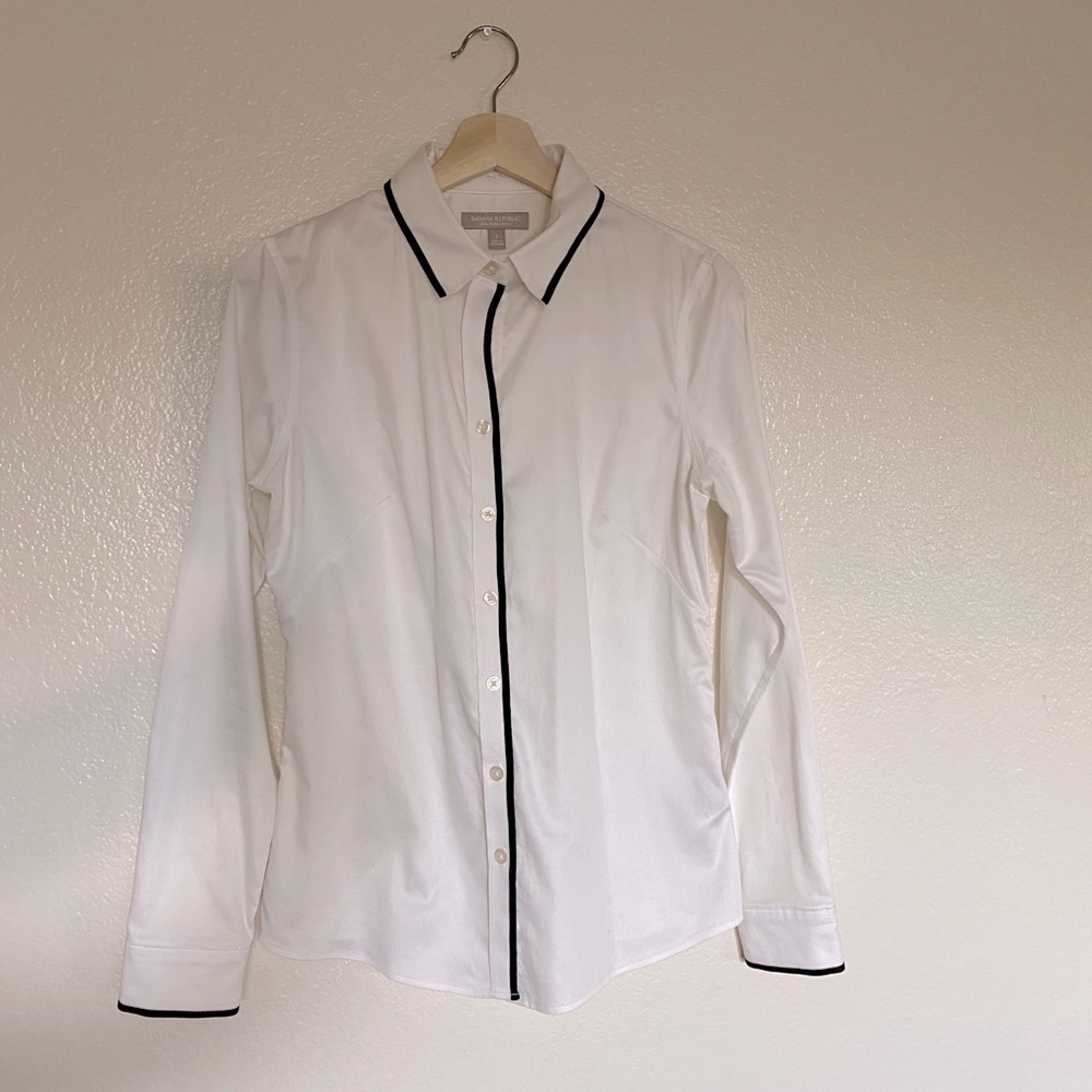 Banana Republic White Blouse